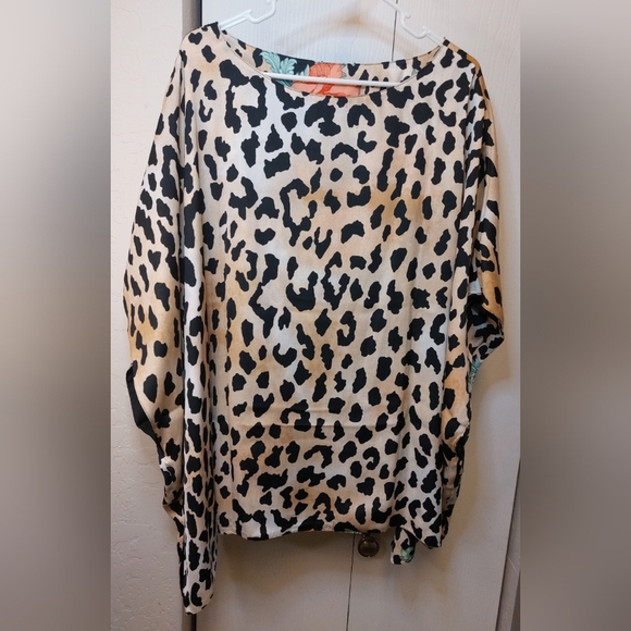 Iman Reversible Floral Animal Print Boxy Blouse Flowy Tunic Size XL Poncho Top - Picture 7 of 9